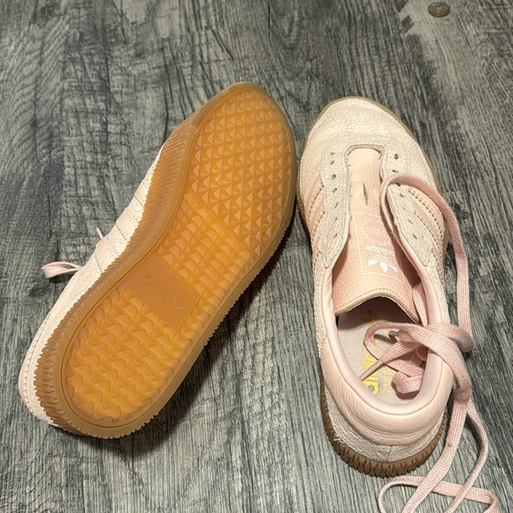 Platform Samba - Picture 4 of 5